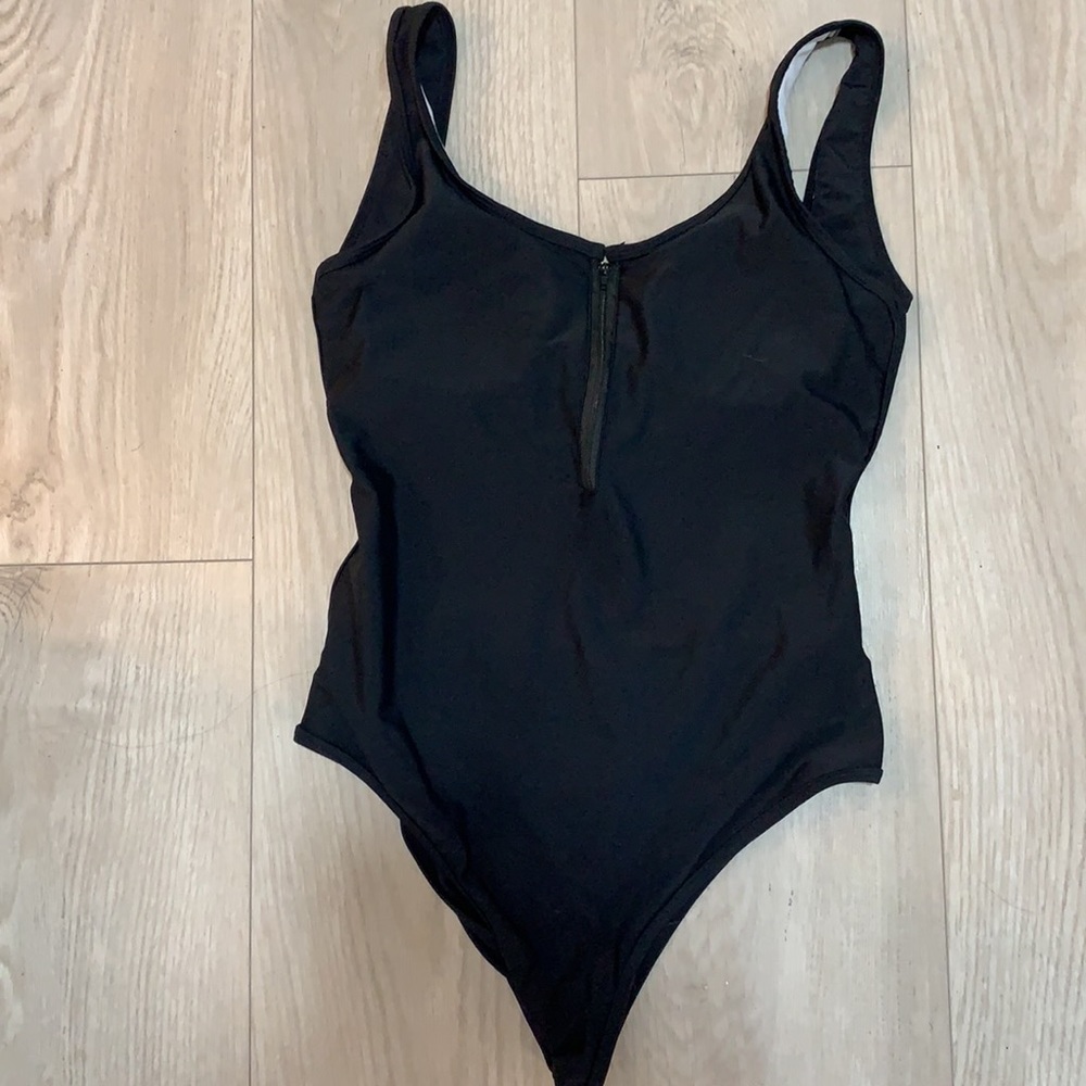 Zip up One Piece Bathingsuit
